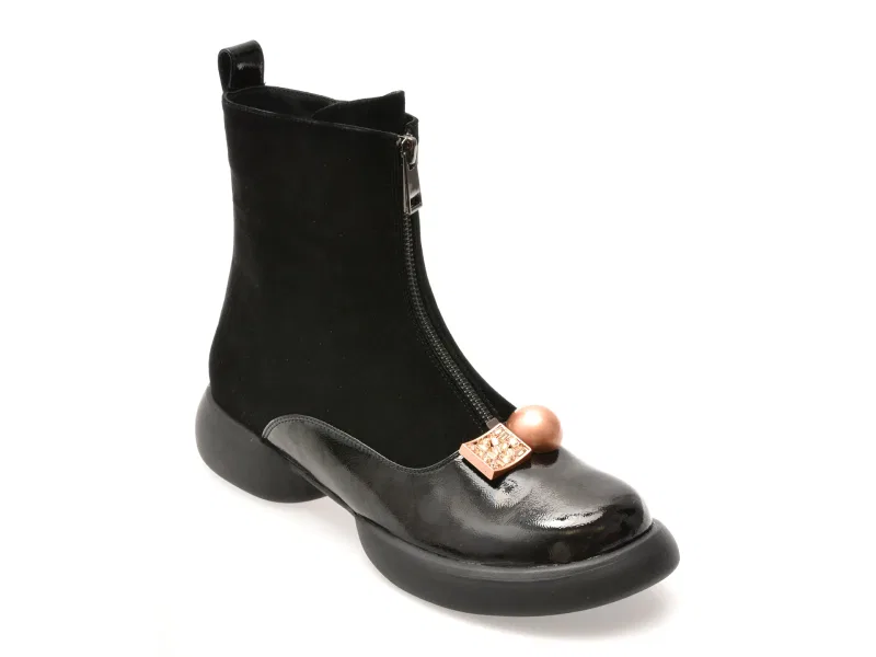 Ghete GRYXX negre, 5W306, din piele intoarsa