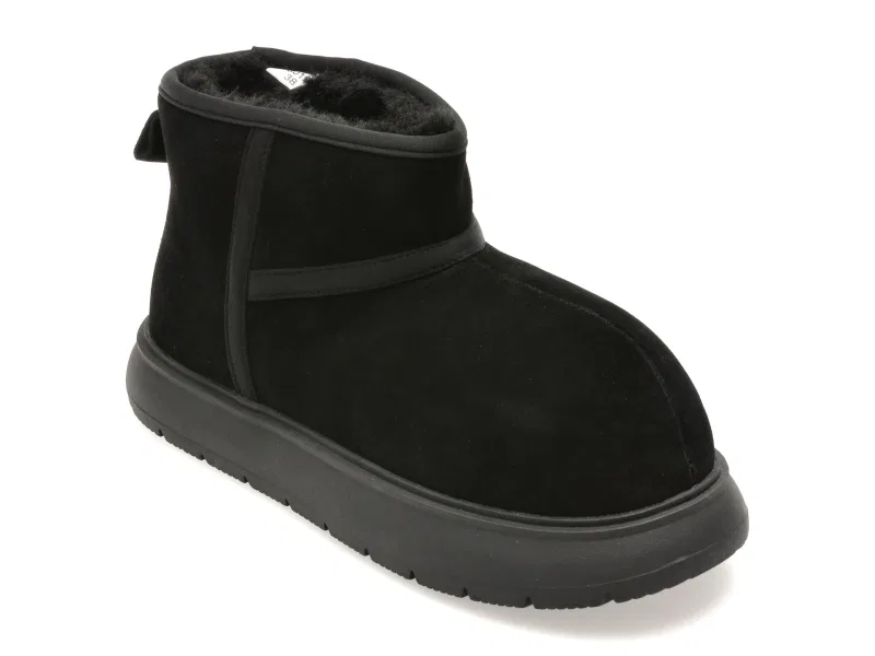 Ghete GRYXX negre, 3010, din piele intoarsa